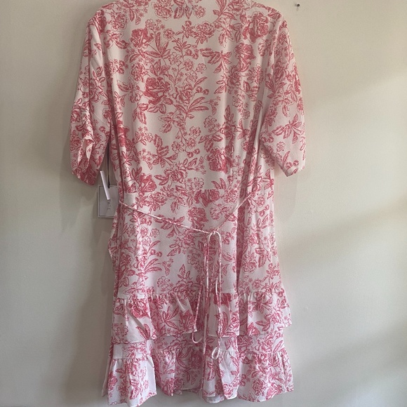 1.STATE ruffled wrap dress pink floral print - Picture 3 of 9